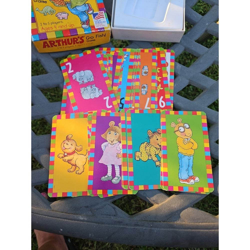 Arthur's Go Fish Game Great American Puzzle Factory 1998 - Picture 6 of 9
